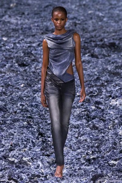 Look 57